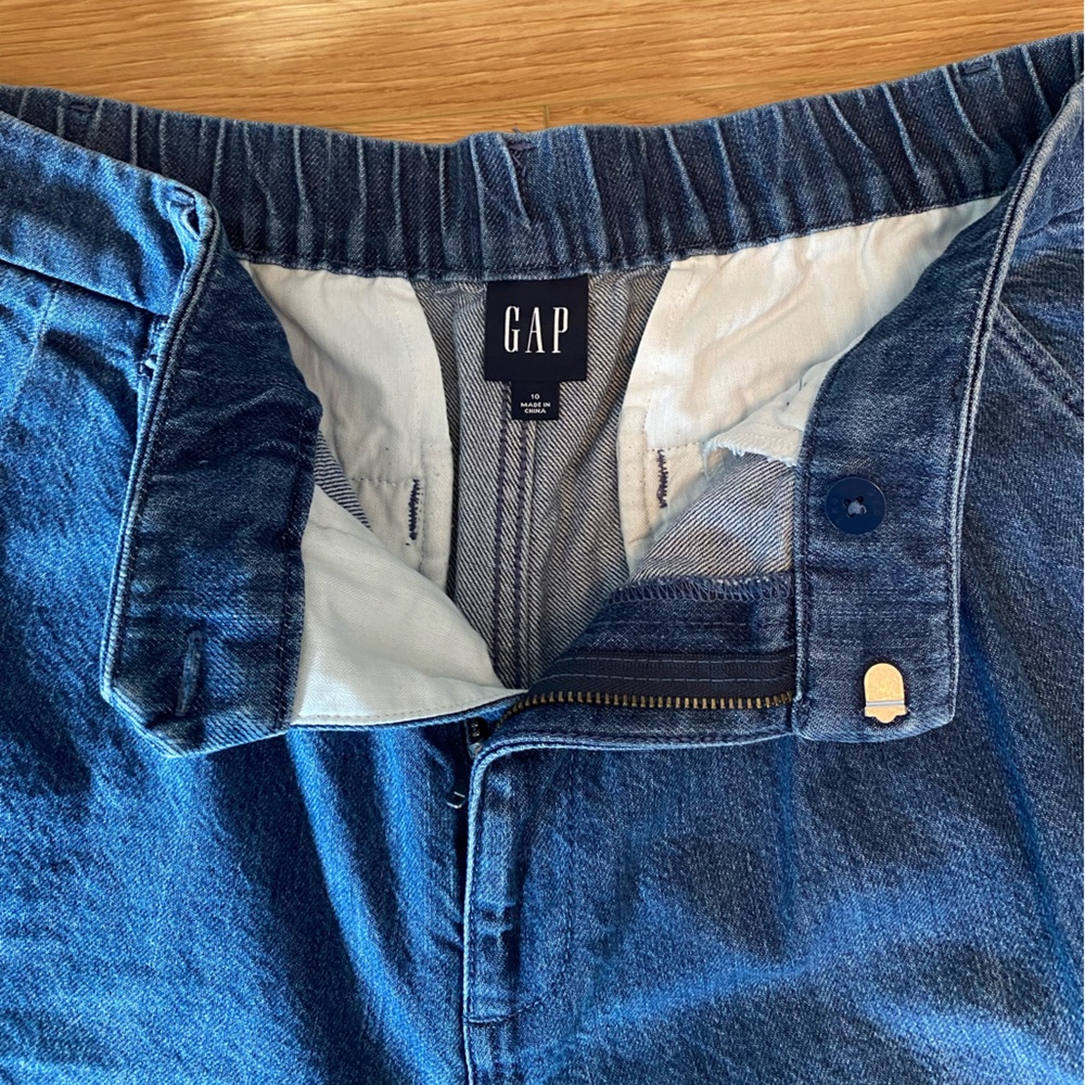 GAP Wide Leg Flare Jeans in Dark Blue Denim - Picture 10 of 15
